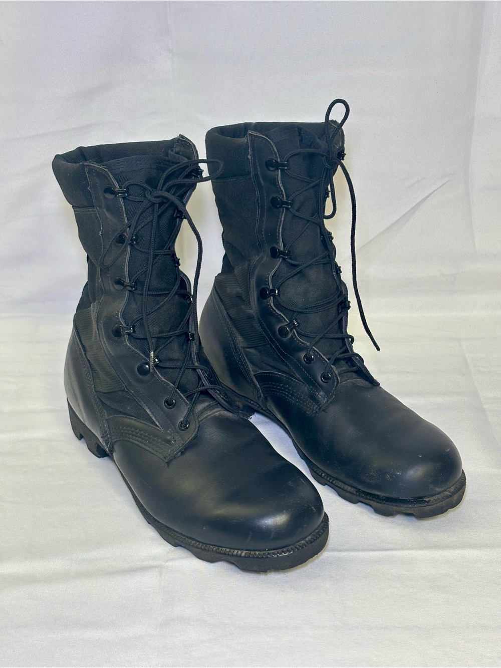 Wellco Military Combat Jungle Boots Black Size 10W  Spike Protection